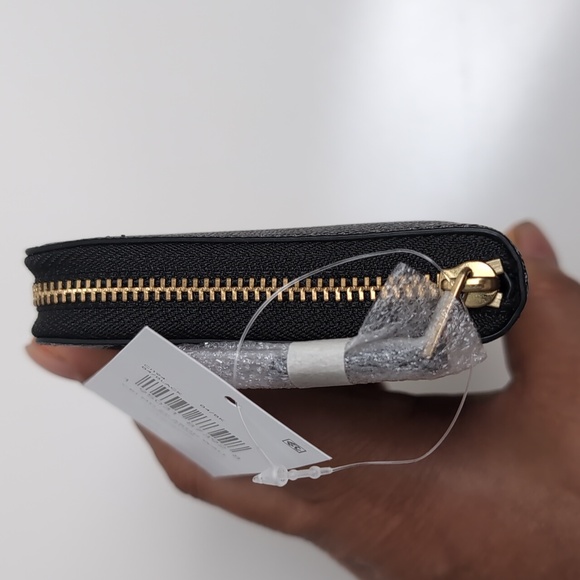 Coach CI194 Leather Medium Zip Around Wallet Brass/Black (Frim Price - Last One) - Picture 7 of 16